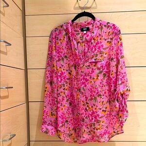 Kut from the Kloth Gorgeous Pink Floral Blouse